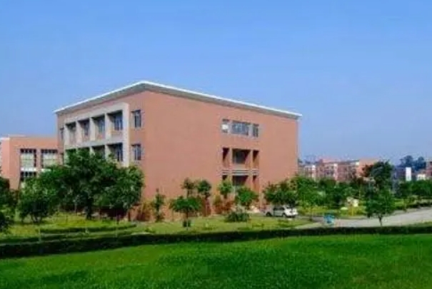 四川师范大学幼师学院五年制大专