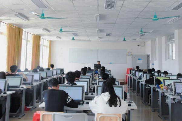 景谷县职业高级中学录取分数线多少