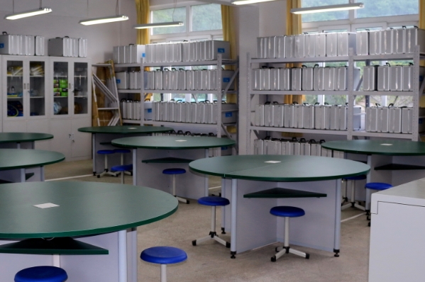 景谷县职业高级中学是民办还是公办学校?
