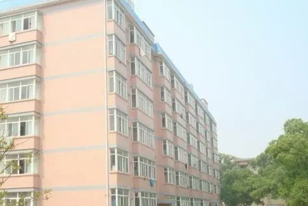 阆中机电职业学校