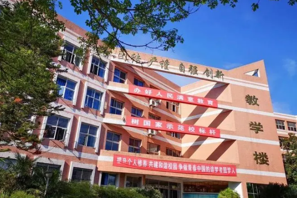 阿坝卫生学校就业率怎么样?毕业好找工作吗?