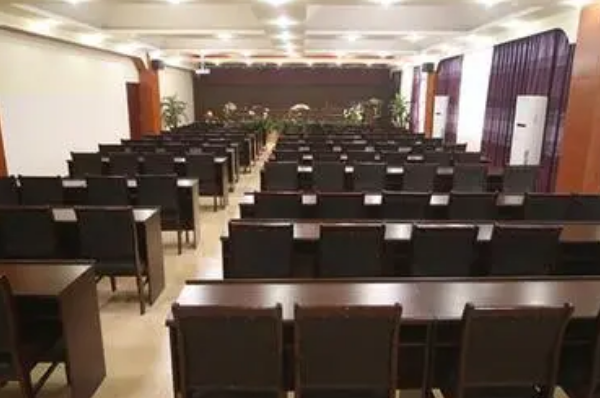 阆中机电职业学校助学金多少?贫困补助政策一览