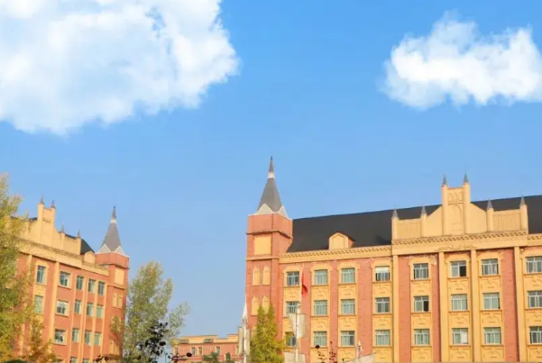 成都技师学院宿舍条件怎么样?几人间?有空调吗?