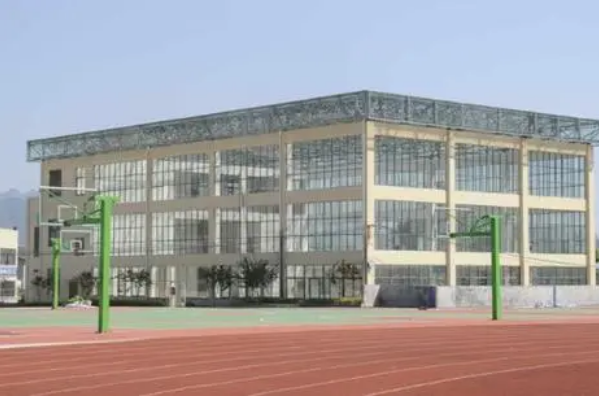 内江川威技工学校招生简章2024